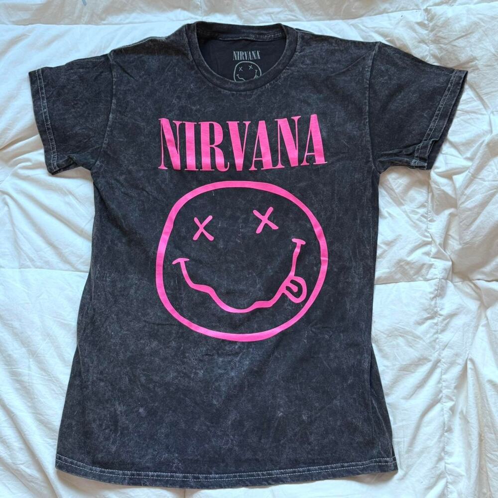 Nirvana smiley graphic band tee S cotton casual emo gunge skater black pink - Picture 2 of 7